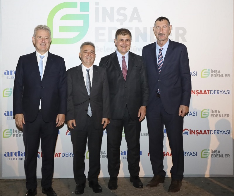 İzmir’i ‘İnşa Edenler’ Bir Araya Geldi