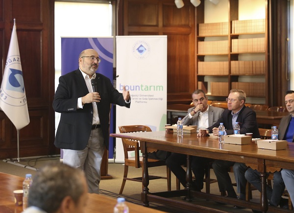 Bakan Yardımcıları, tarım ve gıda sektörü temsilcileriyle görüş alışverişinde bulundu