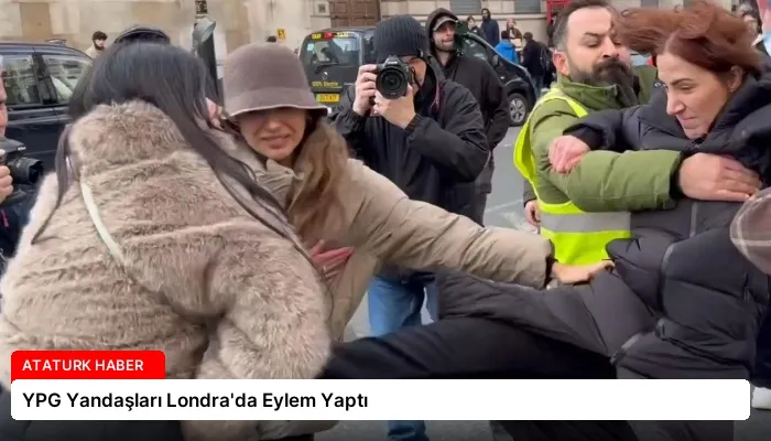 YPG Yandaşları Londra’da Eylem Yaptı